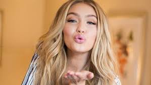 Collect exclusive pictures of her latest campaigns and discover cute images of gigi and boyfriend zayn malik. ØªØ¹Ø±ÙÙŠ Ø¹Ù„Ù‰ Ø£Ø³Ø±Ø§Ø± Ø¬Ù…Ø§Ù„ Ø¹Ø§Ø±Ø¶Ø© Ø§Ù„Ø£Ø²ÙŠØ§Ø¡ Ø¬ÙŠØ¬ÙŠ Ø­Ø¯ÙŠØ¯ Gigi Hadid Beauty Gigi Hadid Zayn Malik Hairstyle
