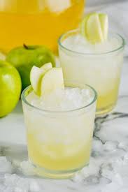 The caramel sauce drizzled in the glass and the caramel candy garnish make it look so good that you may think twice about drinking it. Caramel Apple Vodka Punch Wine Glue