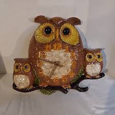 Vintage Owl Family Clock