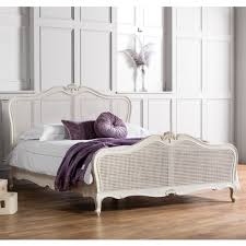 Hamptons Queen Bed In French White With