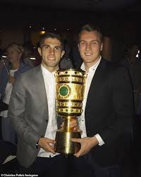 He grew up playing for local us soccer development • christian's parents mark and kelley both played collegiate soccer at george mason university, with his father going on to play professional. How America S Diminutive Soccer Prodigy Christian Pulisic Became Chelsea S 73million Star Daily Mail Online