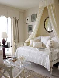 10 Diy Canopy Beds Bedroom And Canopy