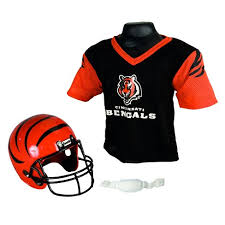 Cincinnati bengals helmet is a hat that was published into the avatar shop by roblox on september 11, 2018. Franklin Sports Nfl Team Helmet And Jersey Set Ages 5 9 Cincinnati Bengals Target