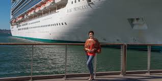 Pa while working on the century cruise ship, she met henrik brixen, who was the ship's plumber. The 10 Most Popular Episodes Of Cruising With Jane Mcdonald