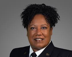 Commissioner Jo Ann Hardesty appoints Portland's first African American  fire chief