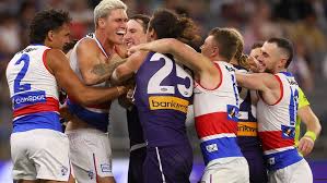 "AFL Clash: Follow the Live Scores, Stats and Results of Fremantle vs Western Bulldogs"