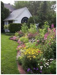 55 Beautiful Small Cottage Garden Ideas