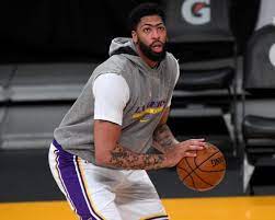 Anthony davis appears as another talented nba performer scouted by the new orleans hornets agents back in 2012. Lakers News Anthony Davis To Miss Wednesday S Game Vs Rockets With New Injury Lakers Daily