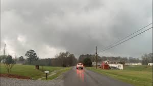Alabama nws county warning areas. Tornado Passes In Front Of Truck In Alabama 10tv Com