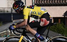 The favourite is roglič, a complete cyclist, said colombian nairo quintana (movistar team), the 2016 winner. Roglic Crashes And Loses Paris Nice In Dramatic Final Stage Cycling Today Official
