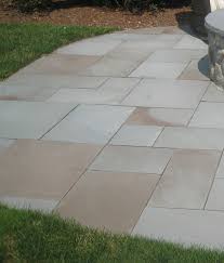Thermal Variegated Blue Stone Pavers