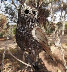 Large Twisted Owl Garden Zoo