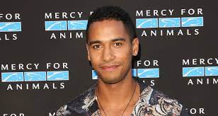 Life Sentence's Elliot Knight Shares His Coming Out Story | Elliot Knight |  Just Jared Jr.