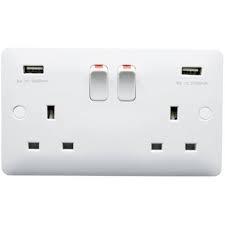 Wireplast 2 Gang 13a Switched Socket