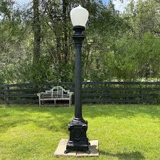 Rams Head Outdoor Pole Light For