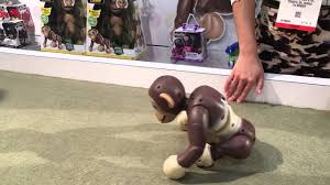 zoomer chimp at toy fair 2016