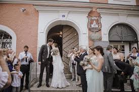 Hier findet ihr inspirationen zu hochzeitsdeko im vintage style u.v.m. Vintage Hochzeit Auf Der Reiter Alm Eine Scheune Als Location