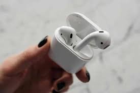 charge airpods in someone else s case