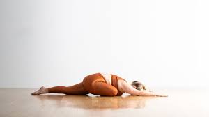 11 yoga poses to unlock deep hip