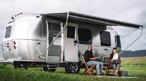 por airstream travel trailer