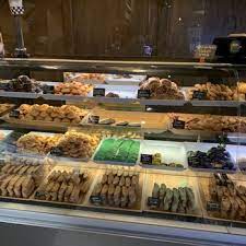 Deromo S Bakery Yelp gambar png