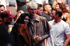 Including machine gun kelly's current girlfriend, past relationships, pictures together, and dating rumors, this comprehensive dating history tells you everything you need to know about machine gun kelly's love life. Megan Fox On Machine Gun Kelly Age Difference That S So Ridiculous