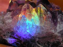 La ciencia indaga sobre el poder curativo de las piedras, cristales y  minerales