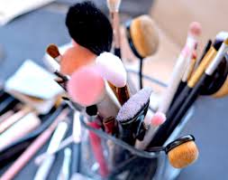 bacteria in your dirty make up brushes