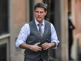 No matter the film and no matter the storyline, tom cruise is always running—either toward or away, doesn't matter—some evil danger, still managing to precariously balance precariously handsome athleticism and sheer terror. Ffbjkkoz8xcm M