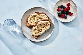 Oats greek yogurt milk blueberries prunes cinnamon honey shredded coconut chia seeds. High Protein Breakfast Ideas For Weight Loss High Protein Recipes