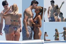 We are currently in process of looking up information on the previous dates and hookups. Thibaut Courtois Relaxes After Belgium S Euro 2020 Exit With Stunning Model Girlfriend Mishel Gerzig On Yacht Off Ibiza Thefastnewz