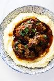 What's best to eat with oxtail?