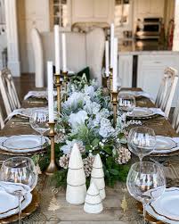 silver and gold christmas tablescape