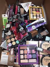 100 piece whole bulk makeup