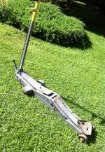 old weaver 2 ton floor jack the