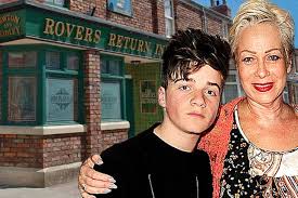 Denise was with her son, matthew healy, 32, who was one at the time. Denise Welch S Son Auditions For Coronation Street But Will He Follow In His Mum S Footsteps Mirror Online