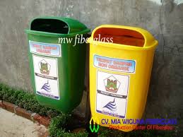 Kita pun harus turut berpartisipasi dengan tidak membuang sampah sembarangan. Jual Tong Sampah Organik Dan Anorganik Pabrik Fiberglass