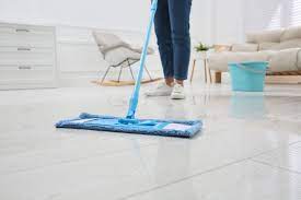 how to clean vinyl floors