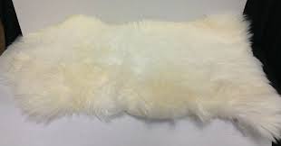pelt sheepskin hide fur rug bedroom