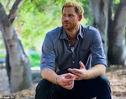 Harry was last in the u.k. Prince Harry Sports A Dog Tag In Sweet Tribute To Archie Daily Mail Online