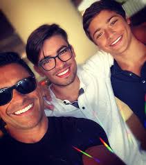 He is also quite famous as the son of mark consuelos and kelly ripa. How Many Kids Do Kelly Ripa And Mark Consuelos Have Popsugar Family