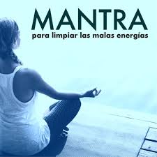Mantra Deva - Mantra para Limpiar las Malas Energías - Limpieza del Aura,  del Espiritu y el Cuerpo: letras de canciones | Deezer