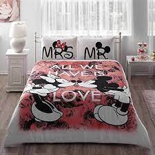 Minnie Mouse Love Queen Bed Set