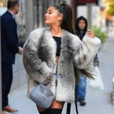 15 Celebrities With Stunning Faux Fur Coat