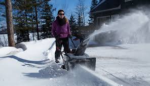 Snow Blower Buying Guide Briggs Stratton