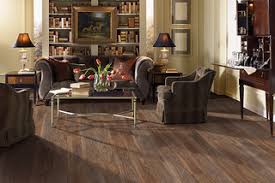 75 traditional laminate floor living