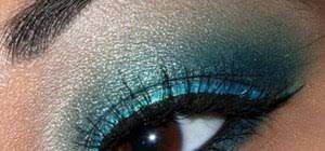shimmery turquoise blue eye makeup look