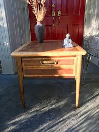 Vintage Lane End Table With Drawer 967