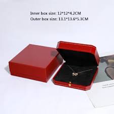 leatherette jewellery box ring necklace