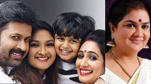 Her only daughter sreemayi and the divorced husband actor anil kumar. It Was She Who Taught Me How To Be A Family Man Manoj K Jayan Cinema Cine News Kerala Kaumudi Online
